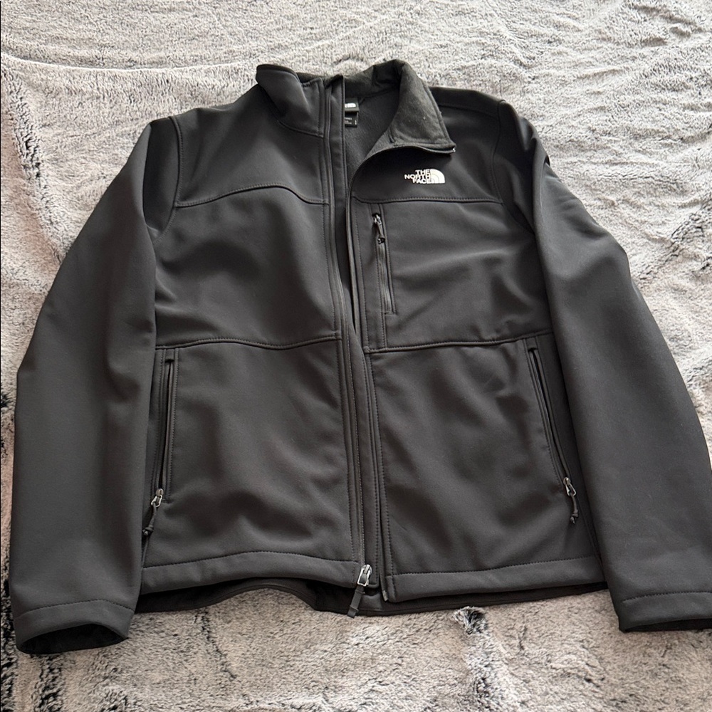 Women’s Black North Face fitted jacket